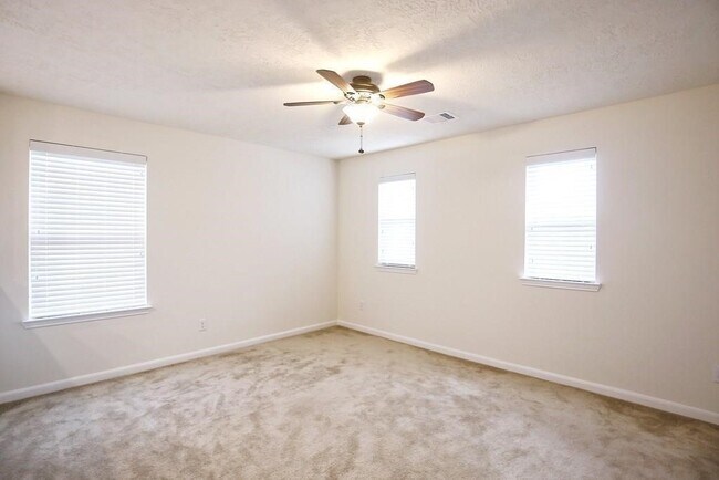 Foto del edificio - 1443 Wheatley Hill Ln