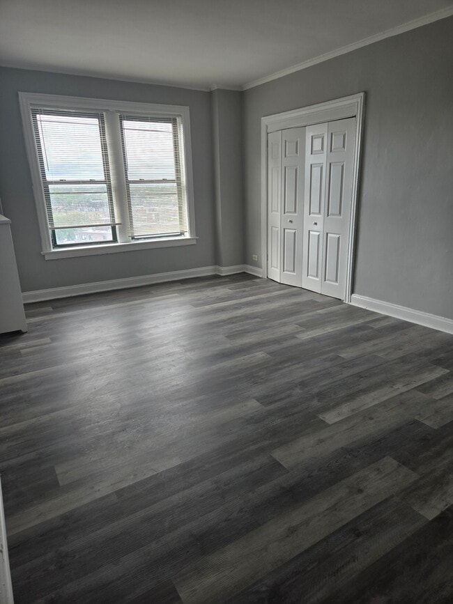 Foto del edificio - 7100 S South Shore Dr