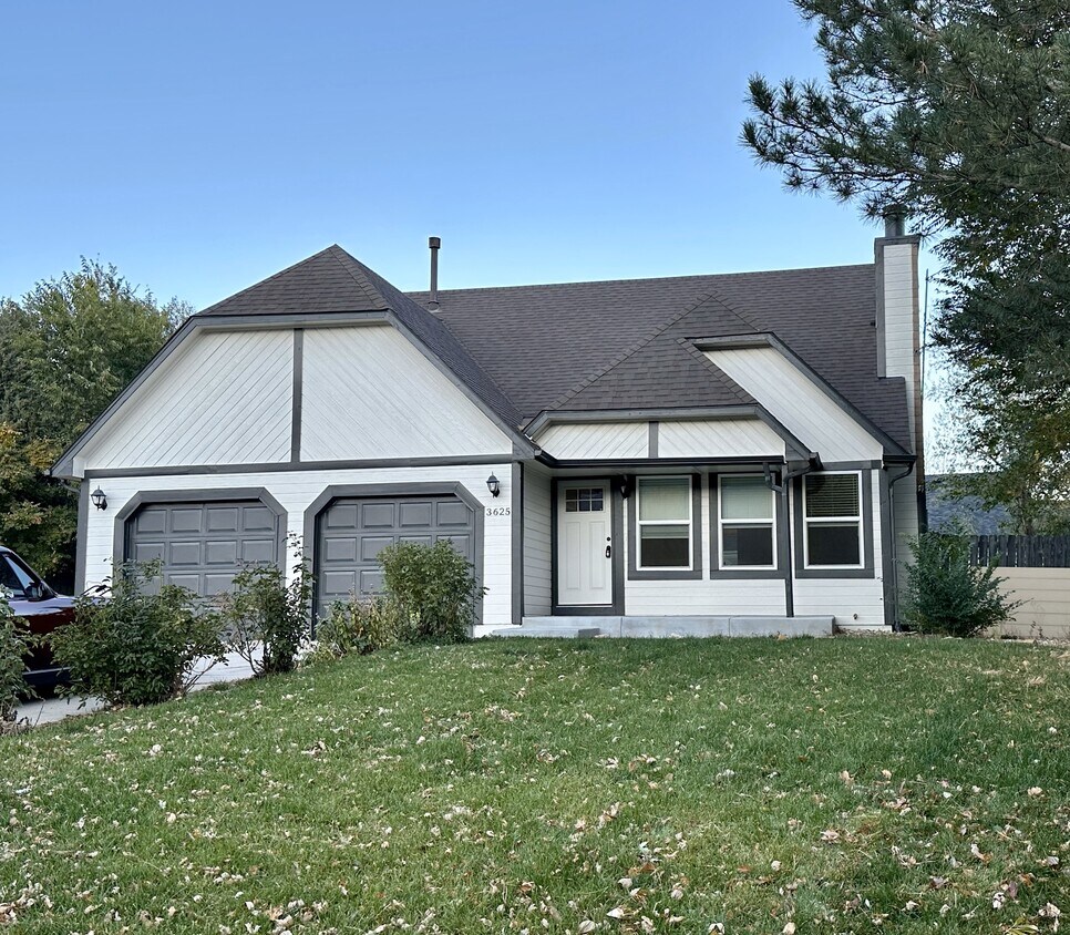 Primary Photo - 3625 Trailhill Pl