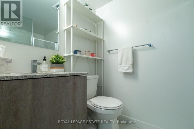 Building Photo - 31 Tippett Rd