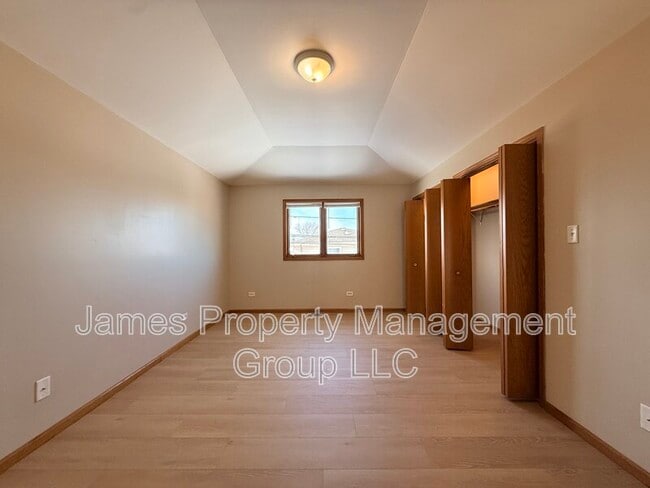 Foto del edificio - 430 Campbell Ave