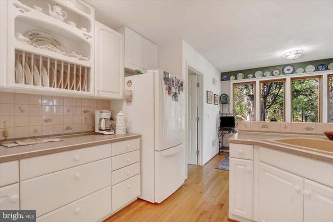 Building Photo - 824 Hancock Dr