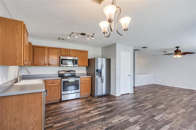 Foto del edificio - 2933 High Pointe Blvd