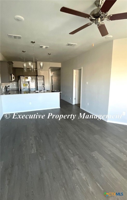 Foto del edificio - 1211 LEXINGTON Dr