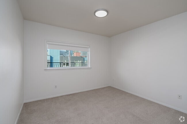 2BR, 2BA - 1,100SF - Bedroom - Hawthorne Apartments