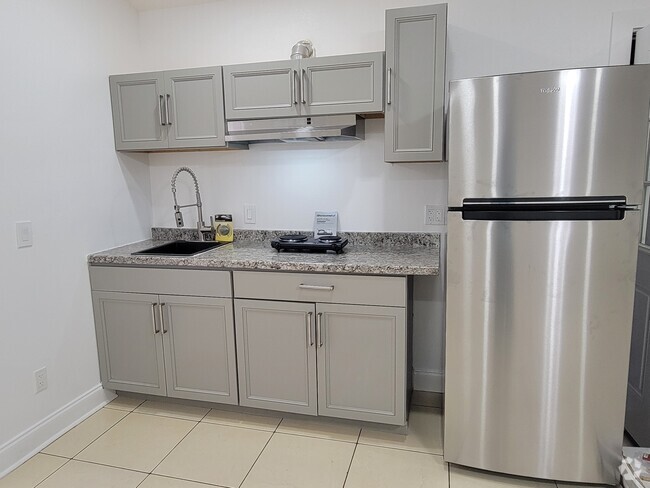 Westwood Heights Apartments for Rent with High Ceilings - Orlando, FL ...