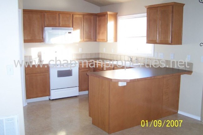 Building Photo - 10861 Pixie St