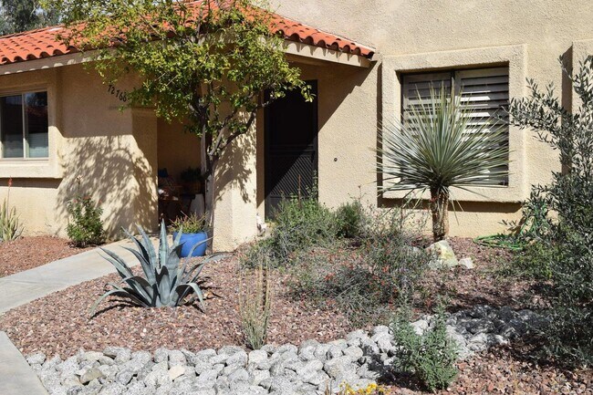 Foto del edificio - 72766 Tony Trabert Ln