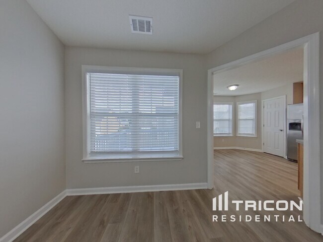 Building Photo - 21 Liberty Crossing Dr NE