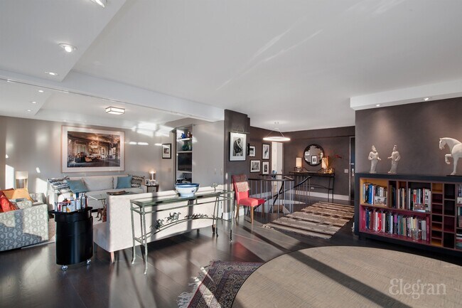 Foto del edificio - 211 Madison Ave