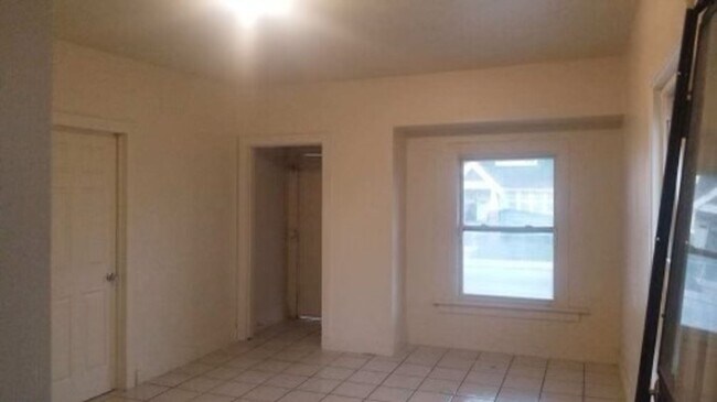Foto del edificio - 3147 N 35th St