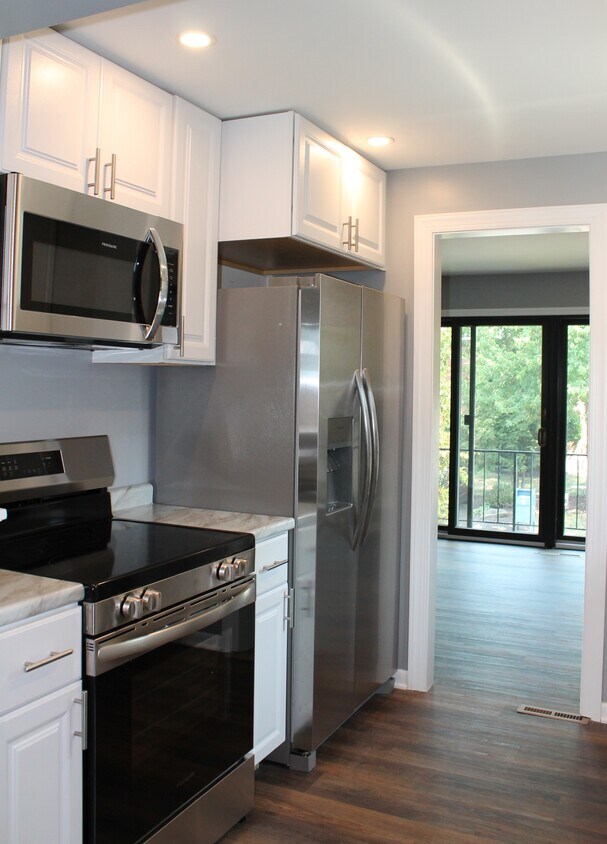 Foto principal - 238 Woodbridge Dr