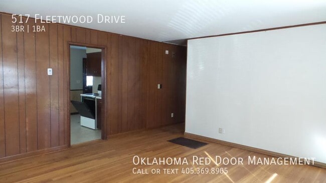 Building Photo - 517 Fleetwood Dr