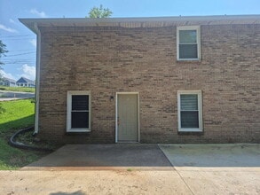 Building Photo - 83C LAWN STREET
