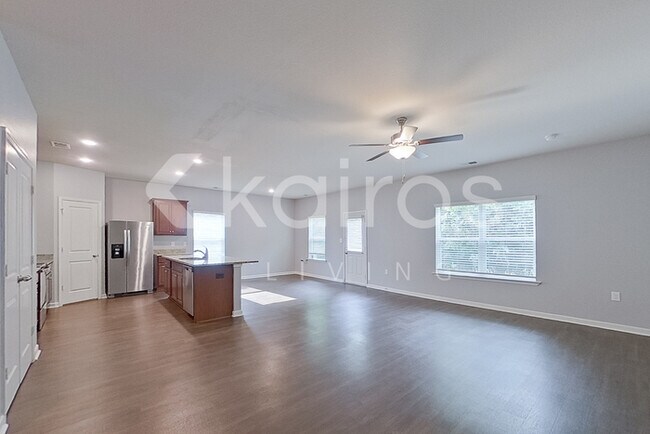 Foto del edificio - 1044 Pilgrim Ln