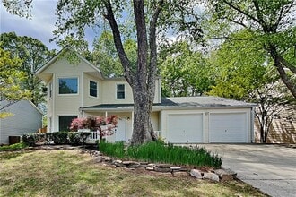 Building Photo - 10610 Colony Glen Dr