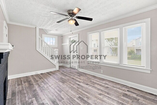 Building Photo - 427 S Ogden Ave