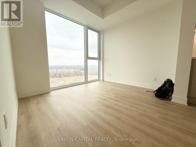 Building Photo - 56-1456 Andre de Grasse St