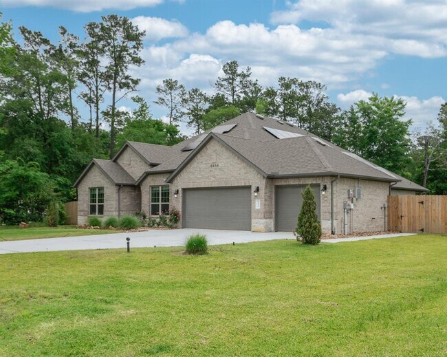 Building Photo - 6446 Rolling Hills Rd