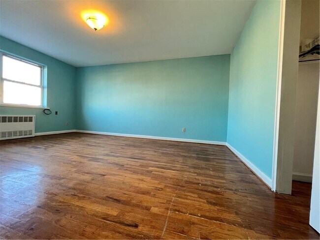 Foto del edificio - 2161 W 12th St