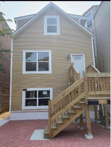 Foto del edificio - 3547 W Shakespeare Ave