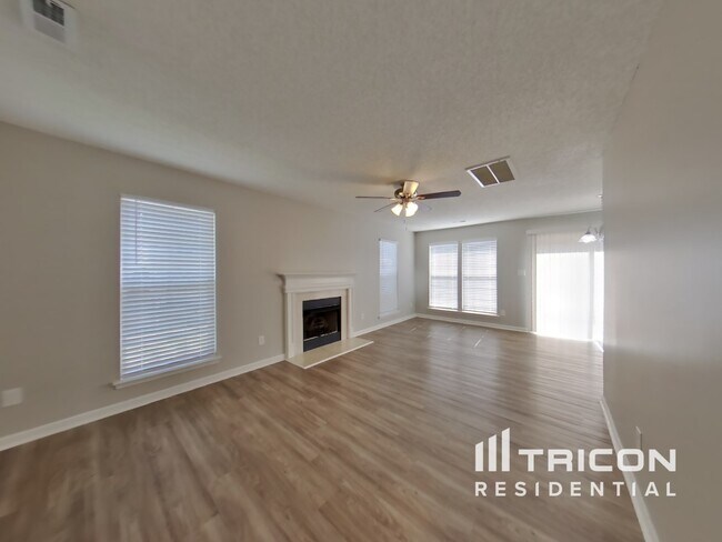 Foto del edificio - 2934 Hawick Commons Dr