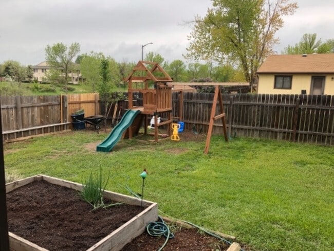 Foto del edificio - 677 Vera Ct