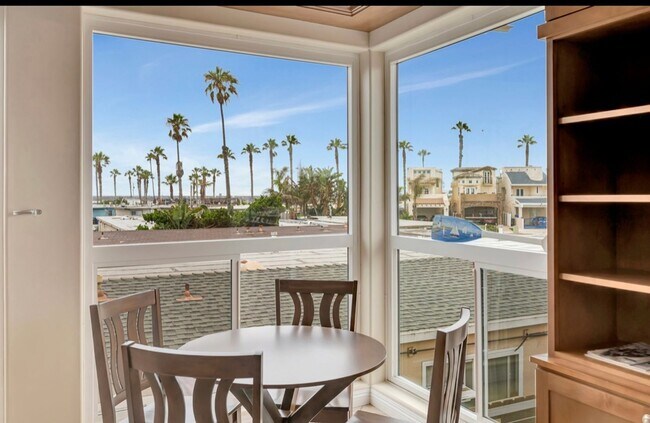Foto del edificio - Furnished Stunning 3bd/ 3ba Ocean Beach de...