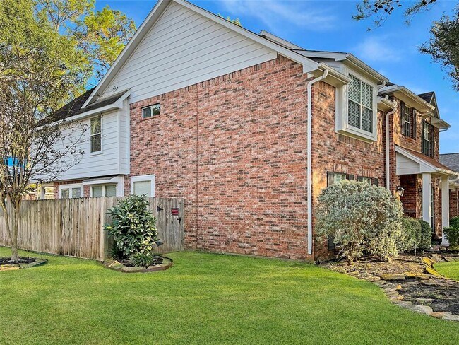 Building Photo - 14322 Spanish River Ln