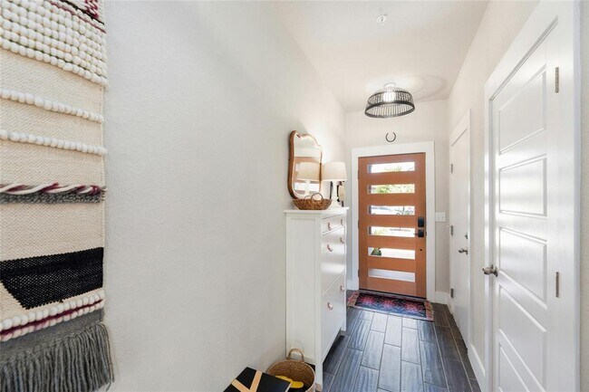 Foto del edificio - 7512 Wildcat Pass