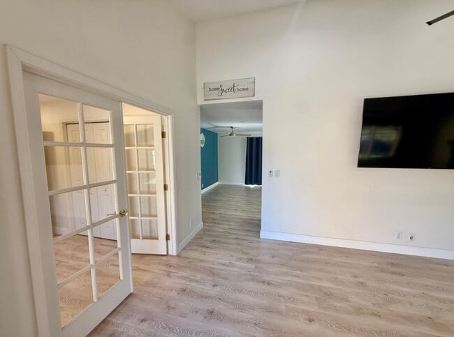 Building Photo - Quiet Cul de Sac Home in Gilroy