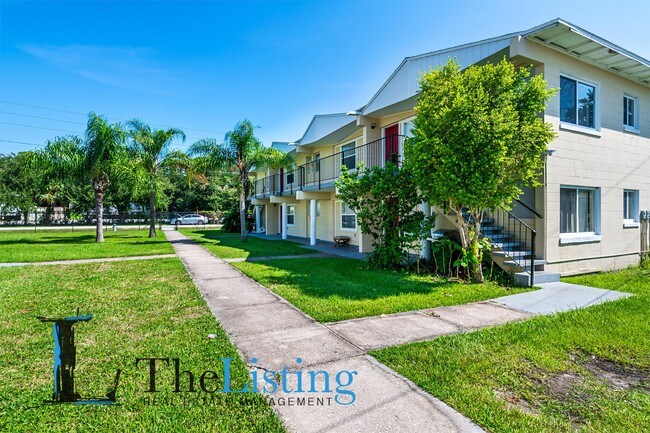 Building Photo - 1120 Doss Ave