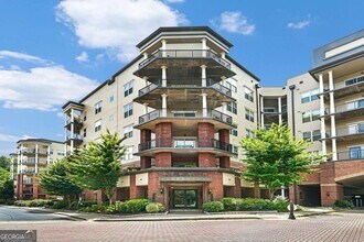 Building Photo - 200 River Vista Drive