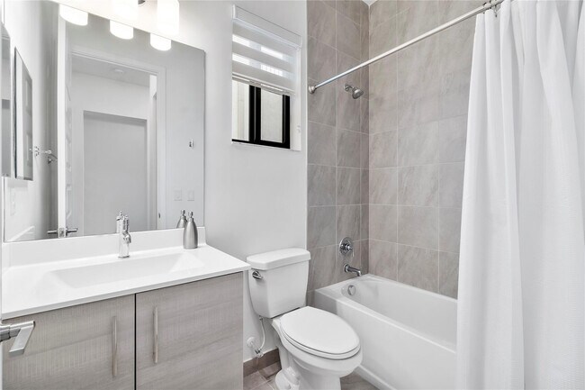 Foto del edificio - 10710 Aqua Ct