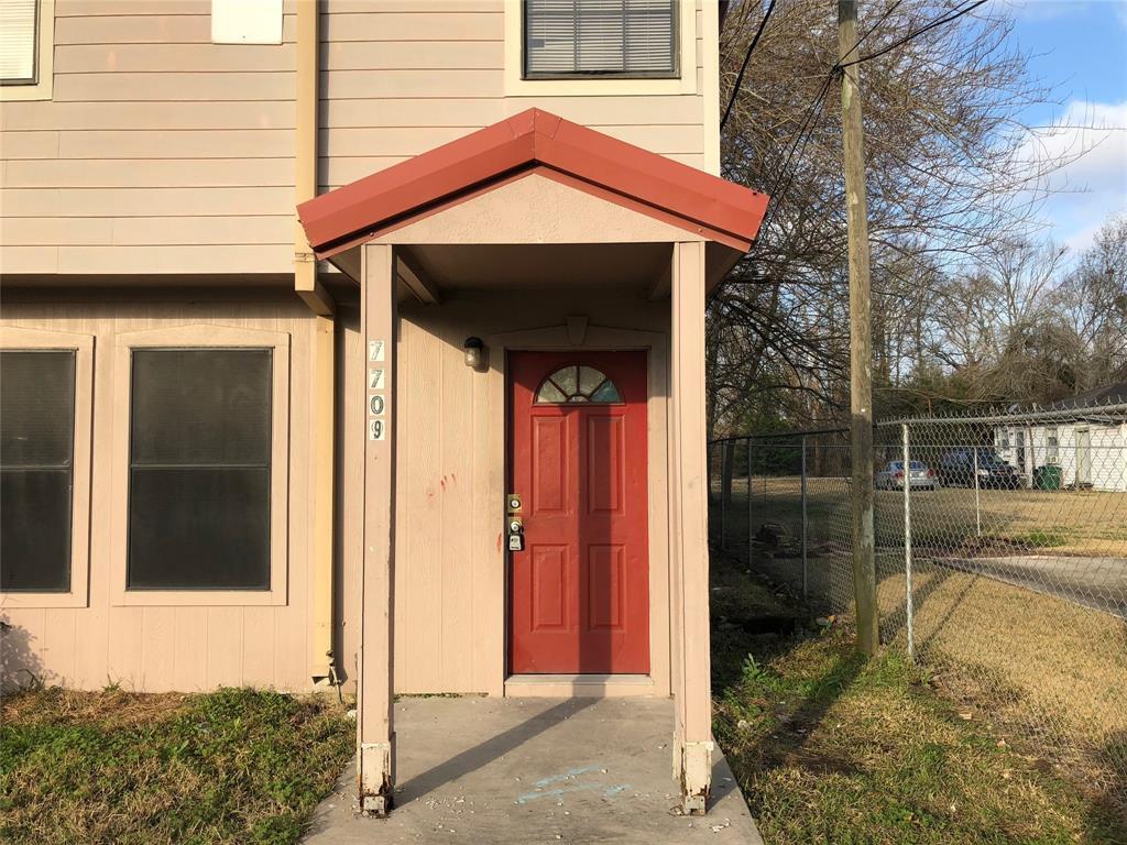 Foto principal - 7709 Beckley St