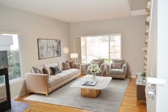 Sala de estar - 1237 Laurenwood Way