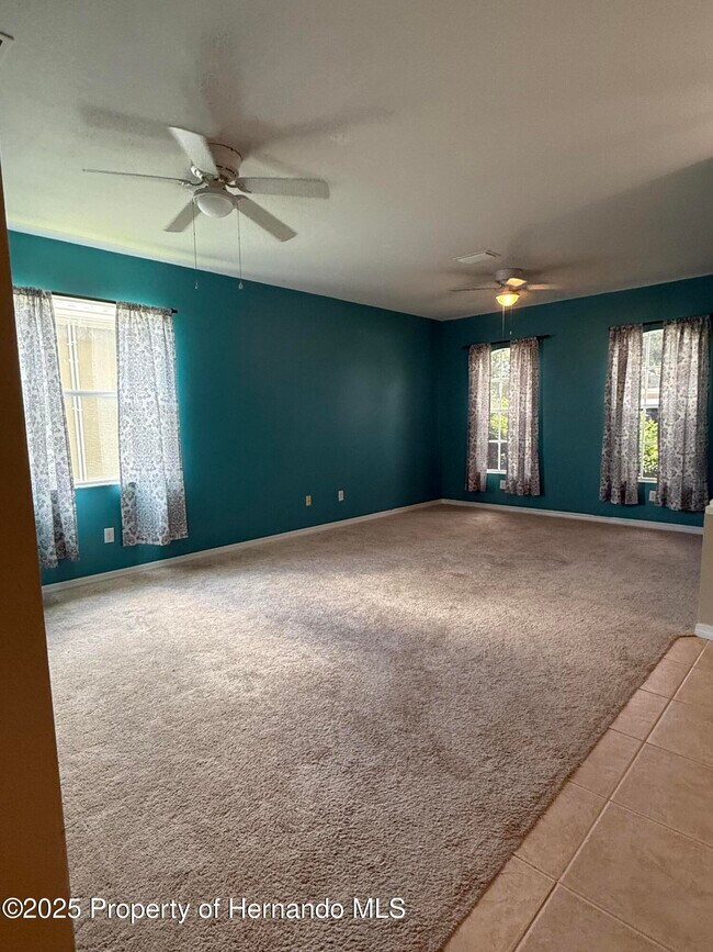 Foto del edificio - 184 Fairmont Dr