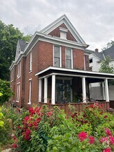 Building Photo - 2944 Grand Ave S