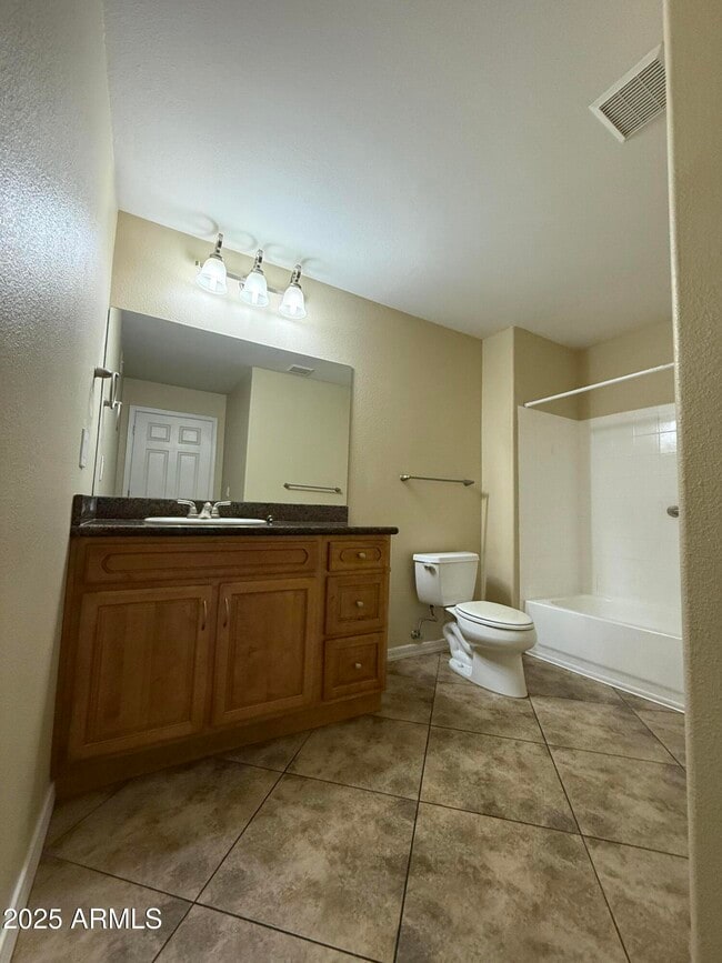 Foto del edificio - 17017 N 12th St