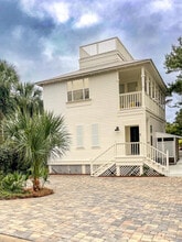 Building Photo - 94 Pointe Cir