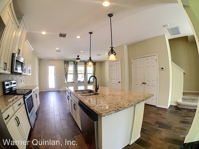 Building Photo - 3 br, 2.5 bath House - 15413 Blackbead Street