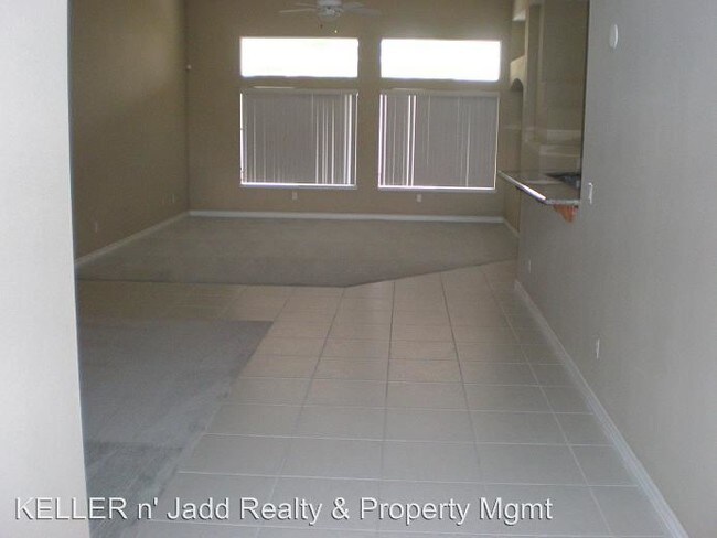 Building Photo - 2563 Purple Heather Pl