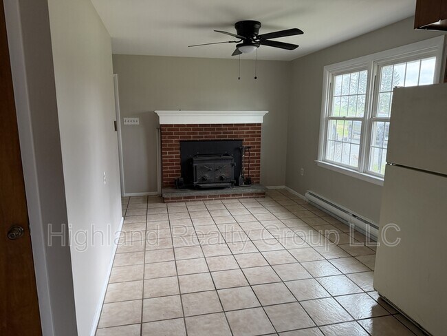 Foto del edificio - 152 Penn St