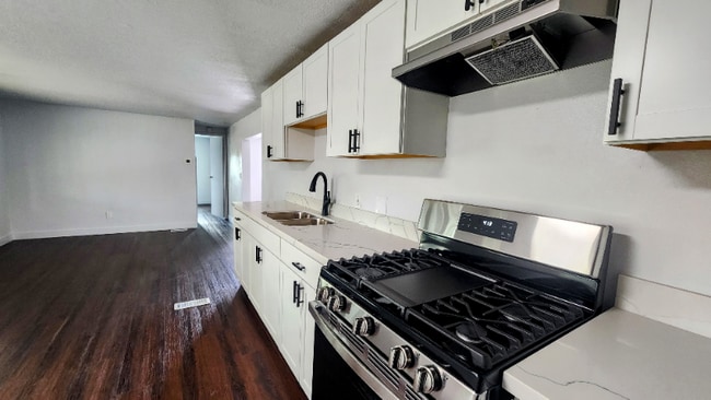 Foto del edificio - 22556 Lukens Ln