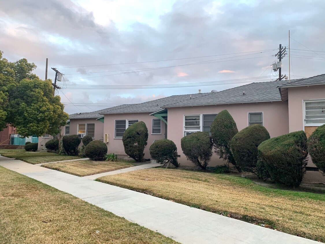 Foto principal - 2612 W Wyoming Ave