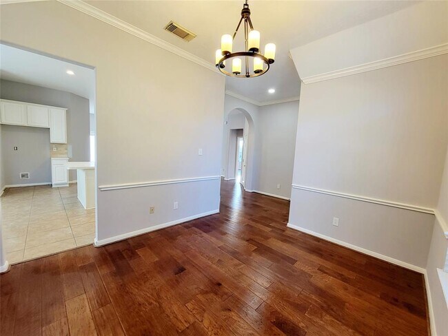 Foto del edificio - 23523 Peacock Gap Ln