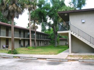 Primary Photo - 304 Maple Ave