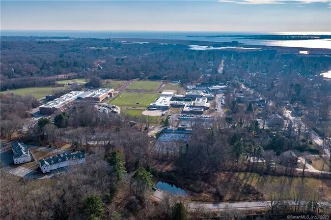 Foto del edificio - 77 Lyme St