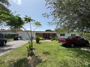 Building Photo - 6130 SW 64th Ave