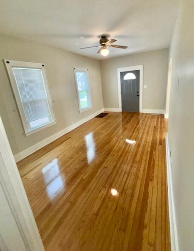 Foto del edificio - 750 E Delaware St